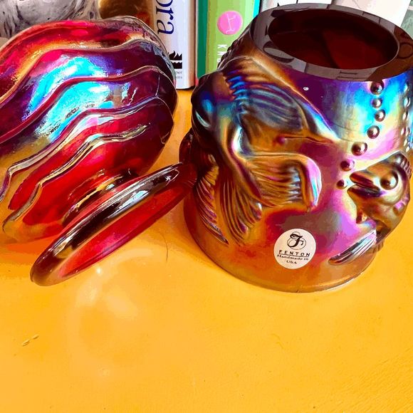 Vinage Fenton Atlantis Koi Fish Red Carnival Glass Signed and Sticker - Picture 3 of 7